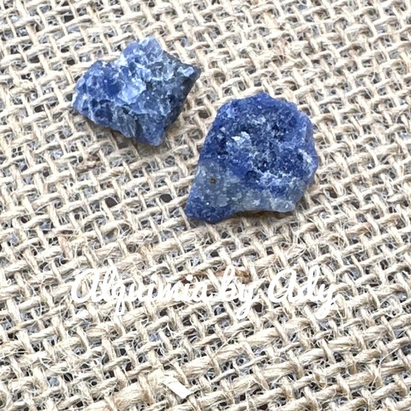 Sodalite raw drusy maxi stud earrings/maximalism/yoga/worry stone - Picture 1 of 7